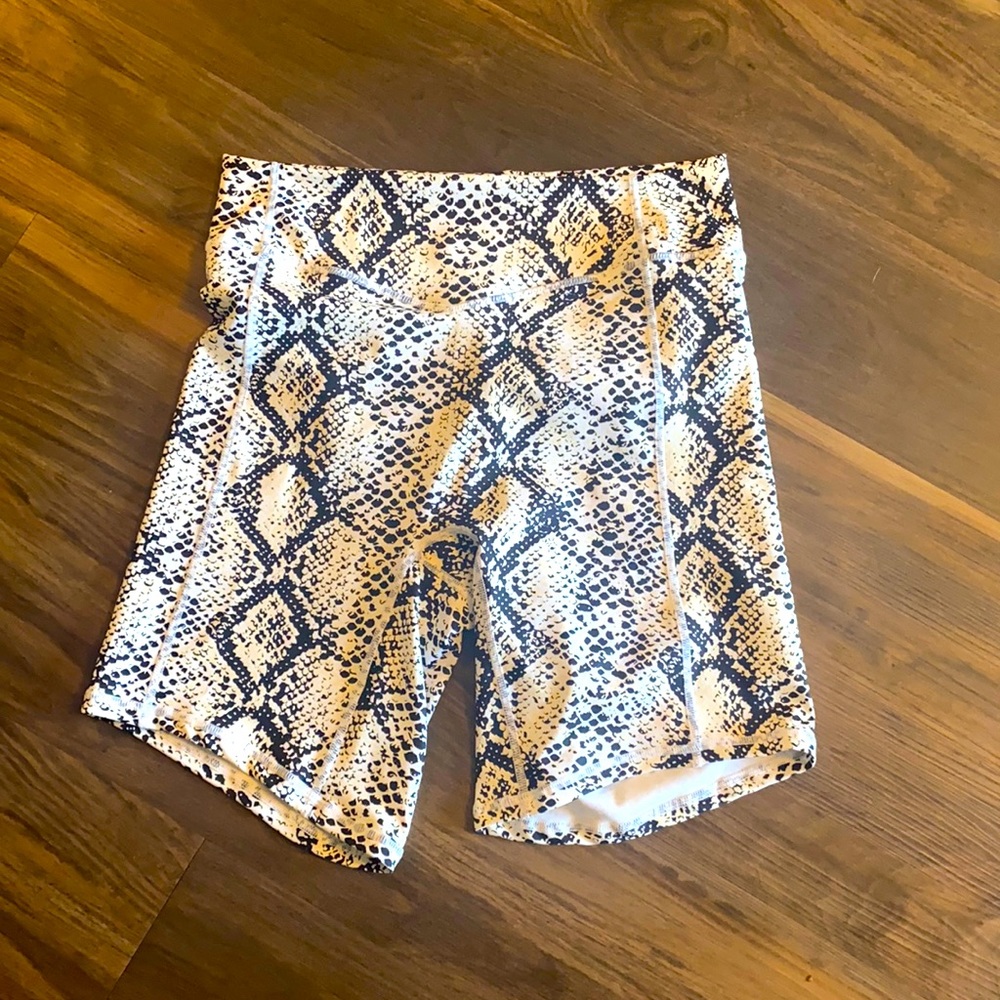 Balance Athletica Ascend Rider Short in Python